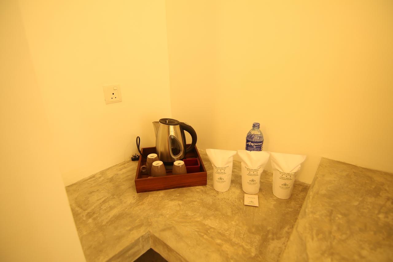 Jade Green Hotel Hambantota Exterior foto