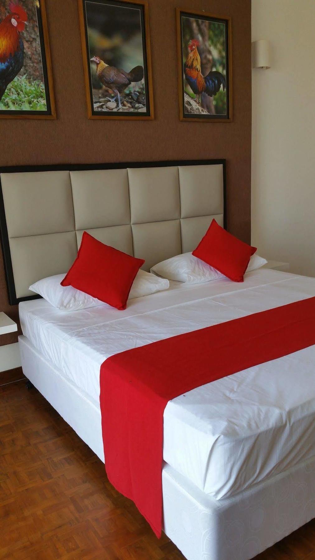 Jade Green Hotel Hambantota Exterior foto