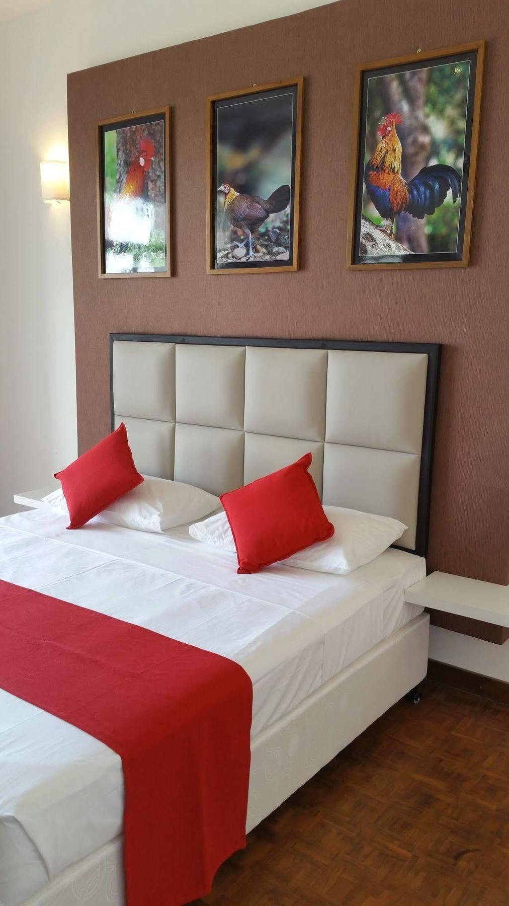 Jade Green Hotel Hambantota Exterior foto